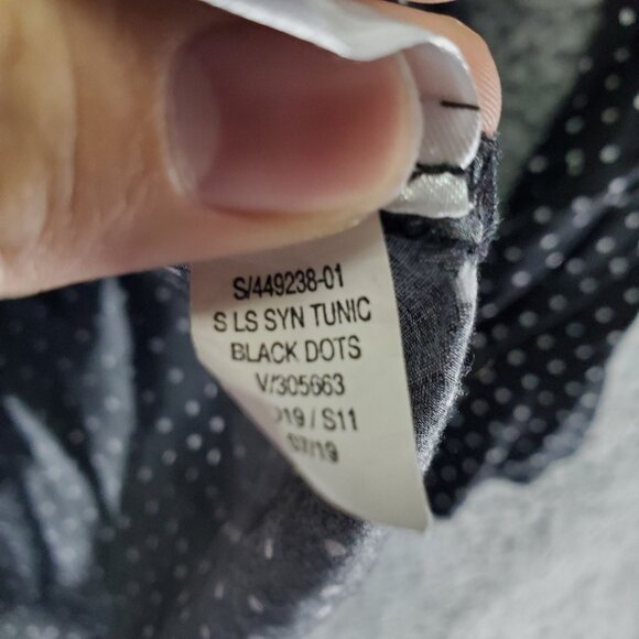 Old Navy Top Womens XXL Tall Black Polka Dot Lightweight Long Sleeve Blouse - Picture 4 of 9